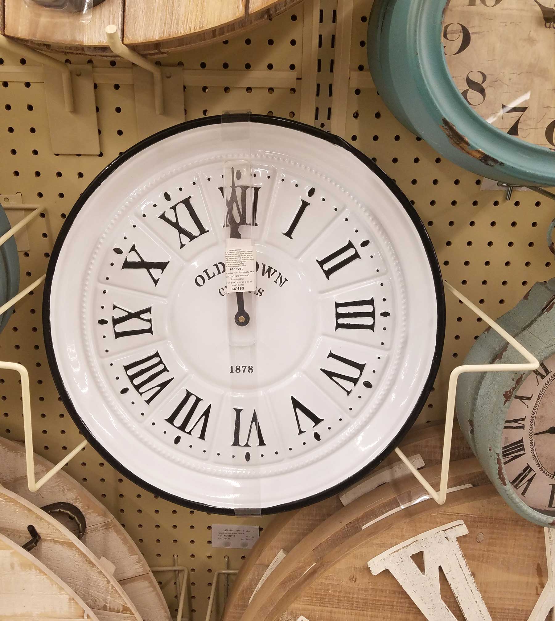 vintage-inspired-enamel-wall-clock