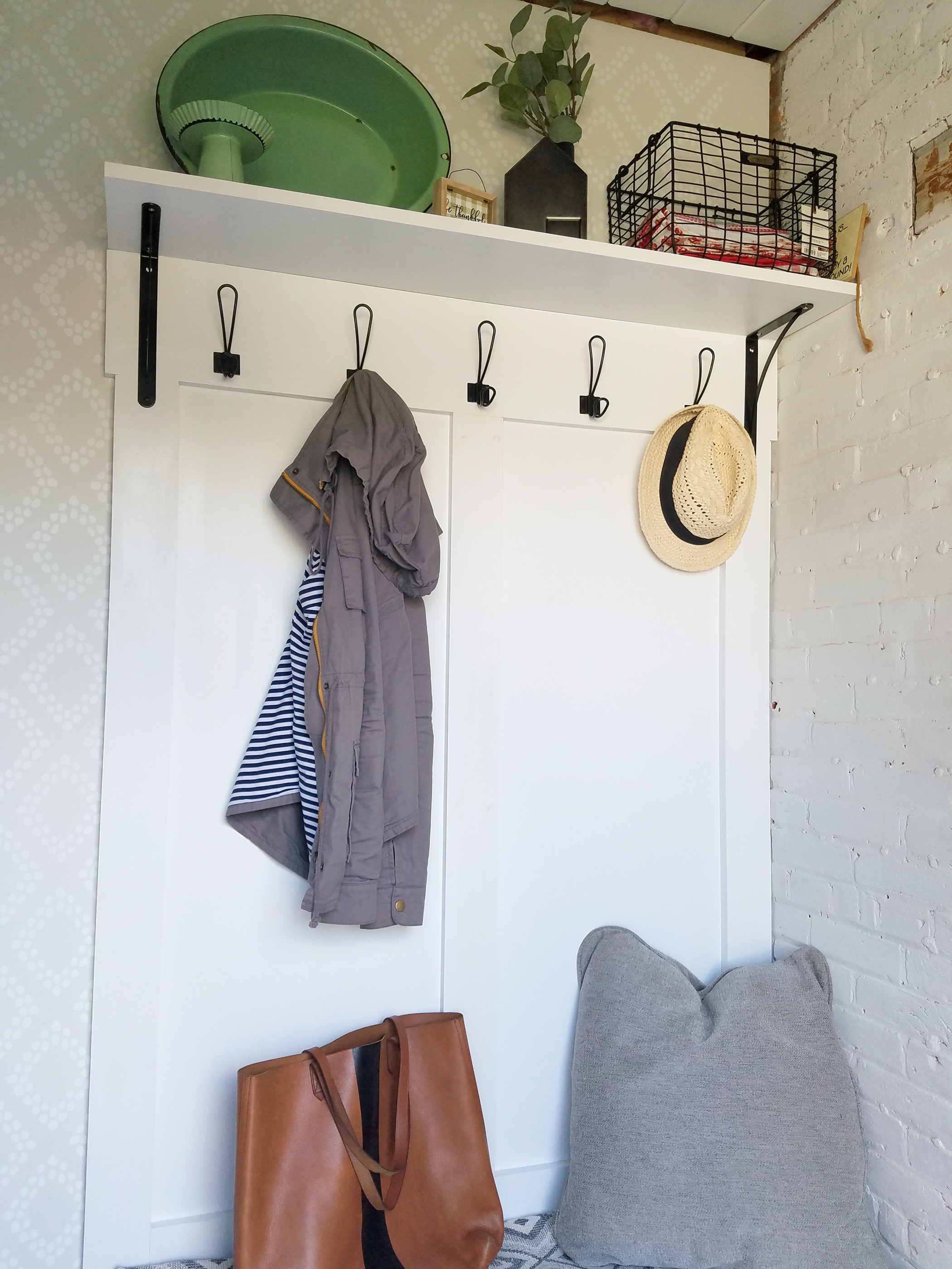 mudroom-progress-complete-2