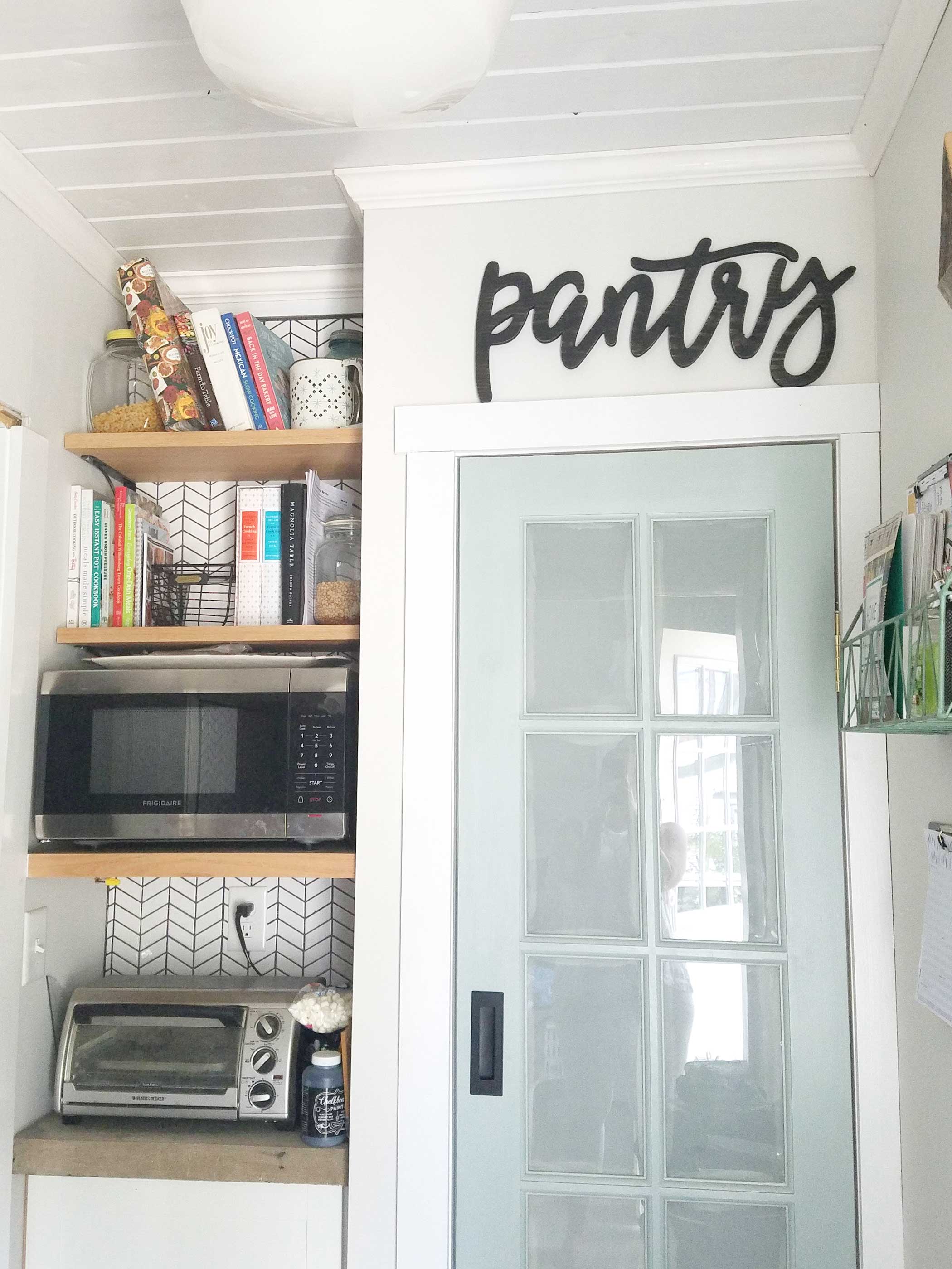 simple updates to the pantry