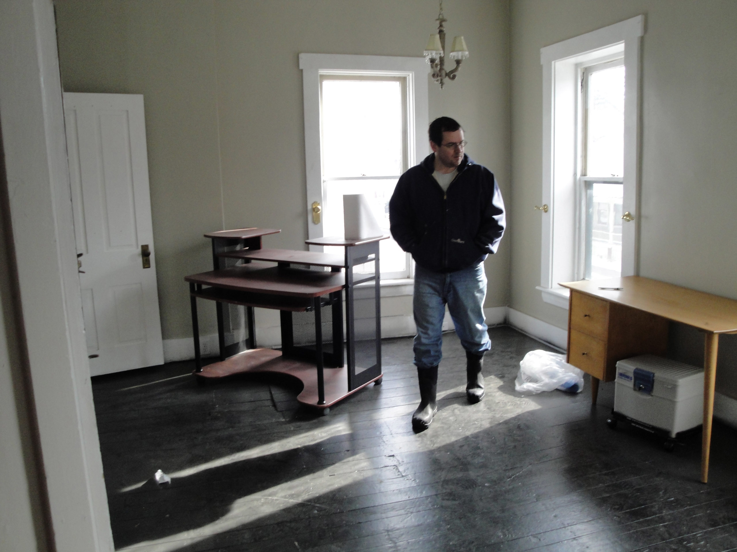 master-bedroom-walk-through